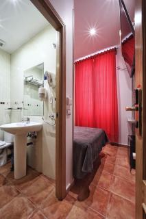 Hostal Las Fuentes - 4