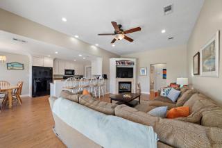 Just Right - Beach House in Pirates Beach West - Galveston - 2