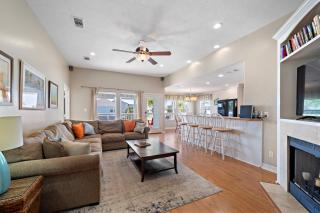 Just Right - Beach House in Pirates Beach West - 1