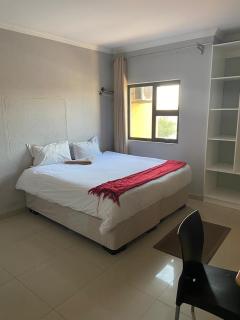 Pandeinge - Windhoek - 8