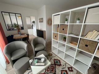 T1 - parking - 4min de l'intramuros - linge inclus - Vannes - 5