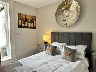 Studios 4&5 - Dedworth Road, Windsor - 4