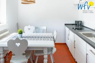 Ferienhaus am Gutspark Drankse Ferienwohnung Strandflieder - Dranske - 9