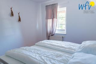 Ferienhaus am Gutspark Drankse Ferienwohnung Strandkamille - Dranske - 1