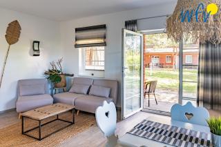 Ferienhaus am Gutspark Drankse Ferienwohnungen Sonnenaufgang und Sonnentag - Dranske - 8