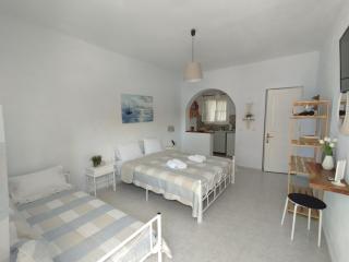 Smaragdi Rooms and Studios - Skopelos - 5
