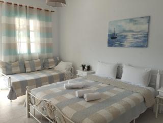 Smaragdi Rooms and Studios - Skopelos - 4