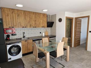 House totally refurbished in 2024, terrace in front of the sea, 1 min walk to the beach, aircon, wifi - Alicante - 9