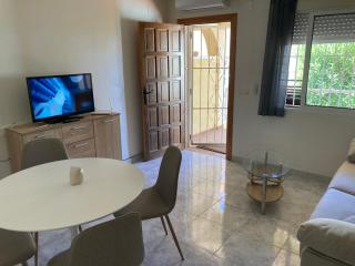 Villa Martin secure complex two bed apartment with access to six pools - San Miguel de Salinas - 6