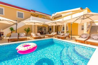 Villa Karmen - Poolhouse - Private Oasis 8 - Vir - 0