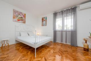 Villa Karmen - Poolhouse - Private Oasis 8 - Vir - 3