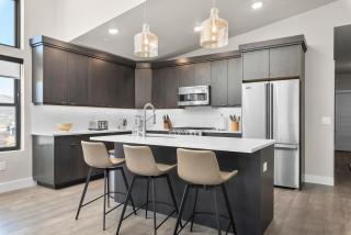 Luxury Stays Club B6 302, lovely 3Br Condo, New Deer Valley 1 min Park City 10 min - Heber City - 9