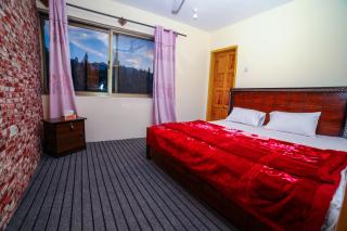 Yak Sarai Hotel & Restaurant - 3