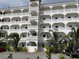 Milalana Guest Hotel & Residences - 4