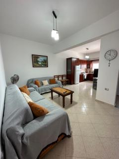 Guesthouse Agalliu - 8