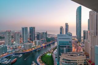 Prime Retreats - Sparkle Tower Marina - 1