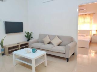 Cozy Nook 3BHK Virugambakkam - Chennai - 9