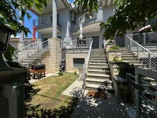 Quiet and communicative place - Nikiti - 8