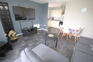 Chapman Spacious 2 Bedroom Apartment - Bradford - 5