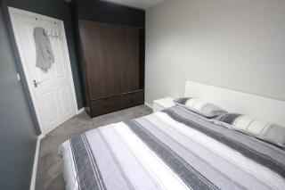 Chapman Spacious 2 Bedroom Apartment - Bradford - 4