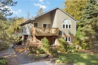 ReTreat yourself in Port Franks - 0