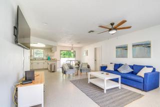Bright Crystal River Home about 2 Mi to State Parks! - Crystal River - 0