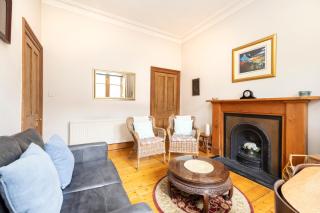 Charming 1-Bedroom Edinburgh City Getaway - Edinburgh - 8