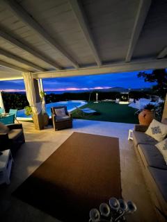 Villa Adel - 0