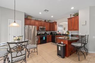Modern Oasis 6 Bed 4 Bath Long Patio With A View! - Orlando - 1