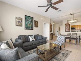 3 Bed Disney Condo With Resort Pool Jacuzzi - 7