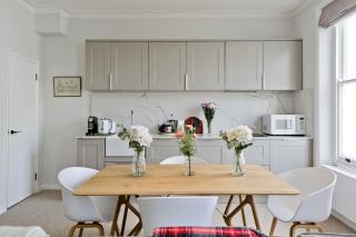 Large & Wonderful 1 Bed, Pimlico - Londra - 0