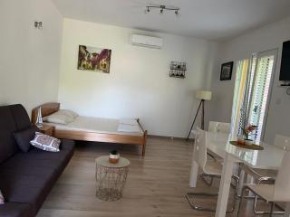 Apartman Iskra - Bijela - 0