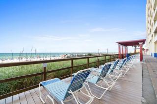 Majestic Beach Resort Tower I by Panhandle Getaways - Panama City Beach - 2