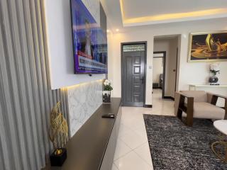 LivLuxe Furnished Apartments - 5