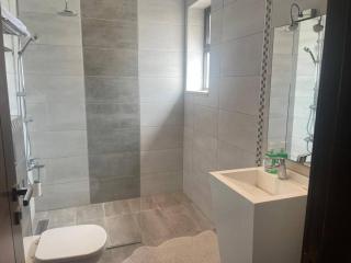 Elite Abdoun area, Amman, 2 Br, 5 guests - 9