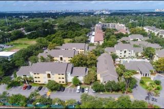 Bright and Spacious 1Bed 1Bath condo - Clearwater - 9