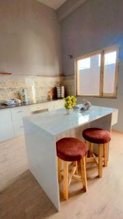 The apricot house - 1