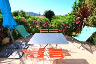 Charmant appartement calme, avec terrasse fleurie - Calenzana - 5