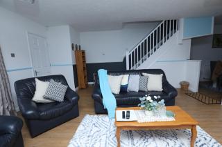 BEAUTIFUL 4 BED HOUSE IN Cul-De-Sac - 5