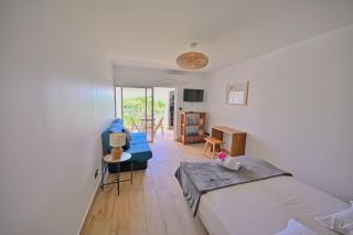 STUDIO, PISCINE ET VUE MER A LA MARINA - Le Gosier - 9