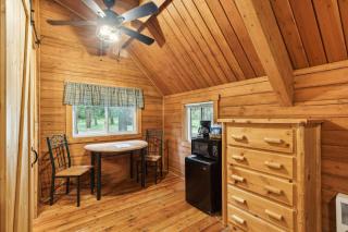 Lost Horse Lodge King Cabin 12 - Darby - 8