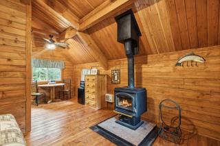 Lost Horse Lodge King Cabin 9 - Darby - 6