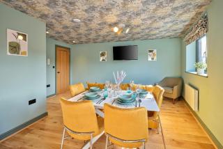Blandford - 1 Bedroom Luxury Apartment by Mint Stays - Bristol - 2