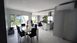 Maison avec piscine - 5