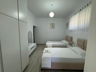 Dadaj Apartments - Saranda - 1