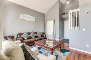 15 Mi to Downtown Denver Home with Yard and Patio - 6