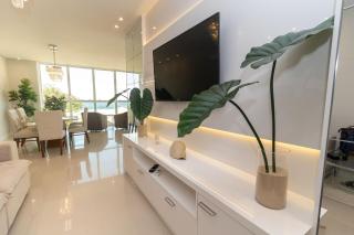 Costa Leste 203 - Excelente apartamento 2 suítes - Finamente mobiliado e decorado - À poucos metros da praia - (Consultar serviços de roupa de cama e banho) - Bombinhas - 5
