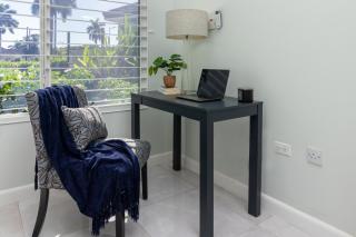 Draxhall Beach Access Gated Community Full Air Con - - 8