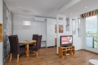 Gierymskiego 2 by NYX Apart - 0