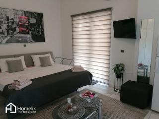 Xenia's studio - Chalcis - 5